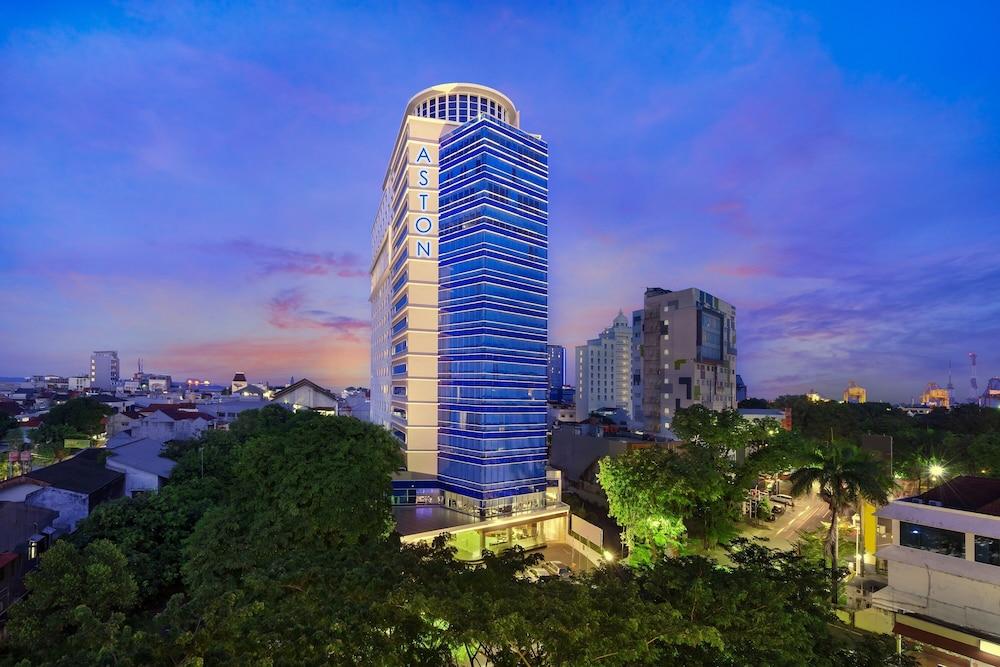 Aston Makassar Hotel & Convention Center Zewnętrze zdjęcie
