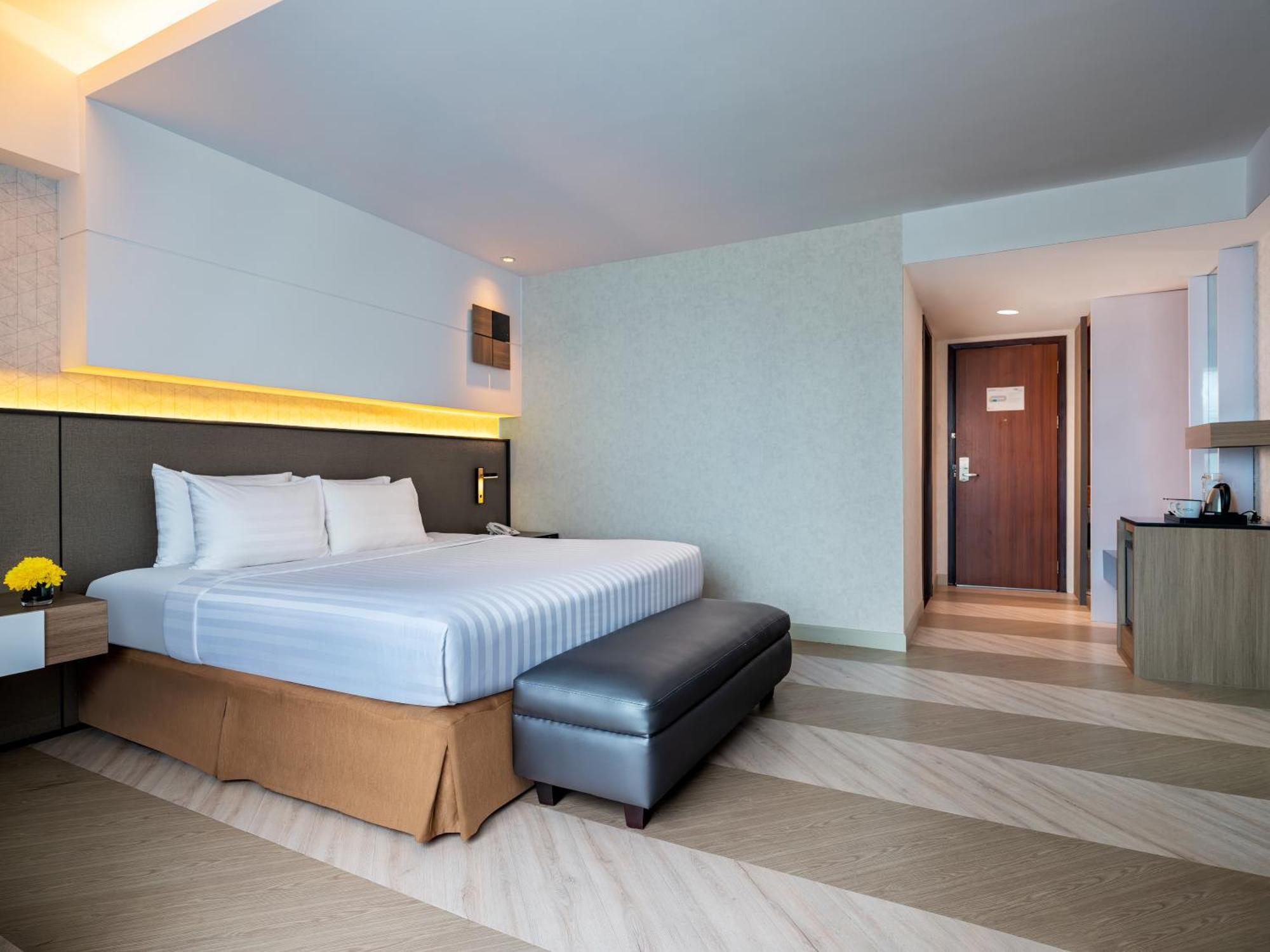Aston Makassar Hotel & Convention Center Zewnętrze zdjęcie