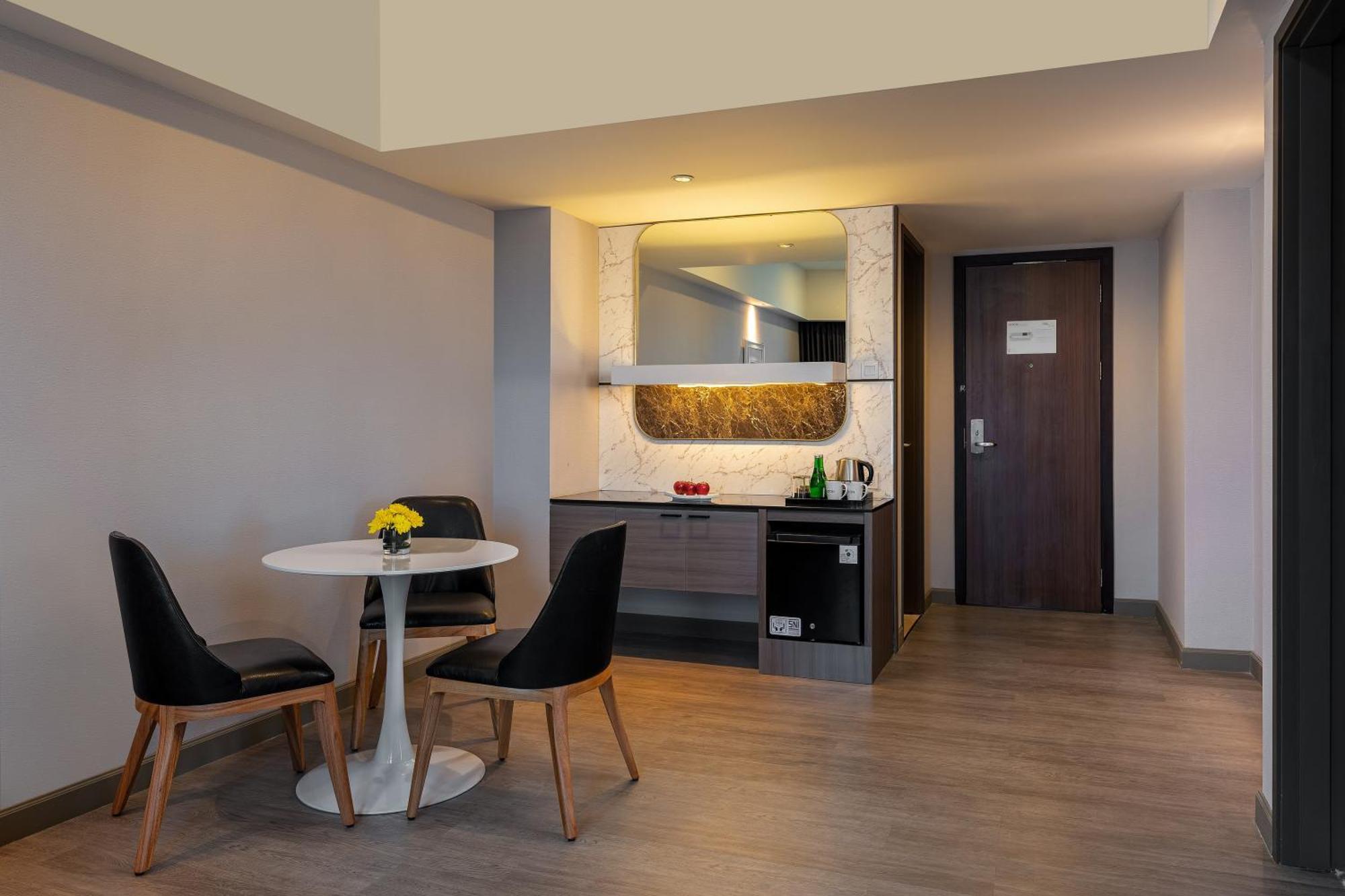 Aston Makassar Hotel & Convention Center Zewnętrze zdjęcie