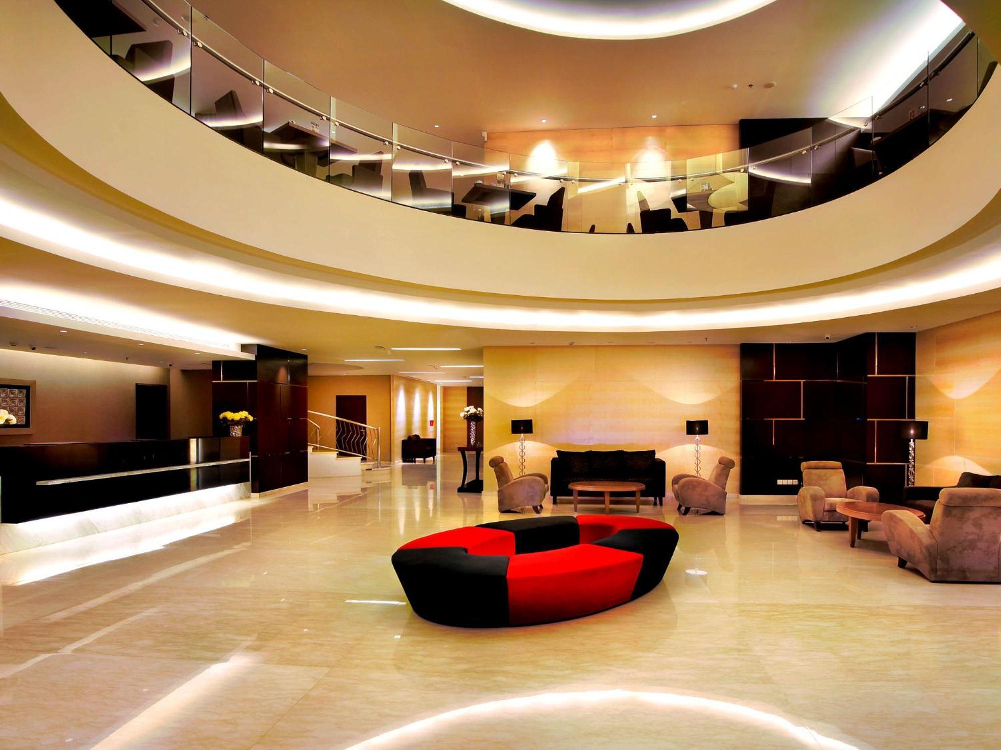 Aston Makassar Hotel & Convention Center Zewnętrze zdjęcie